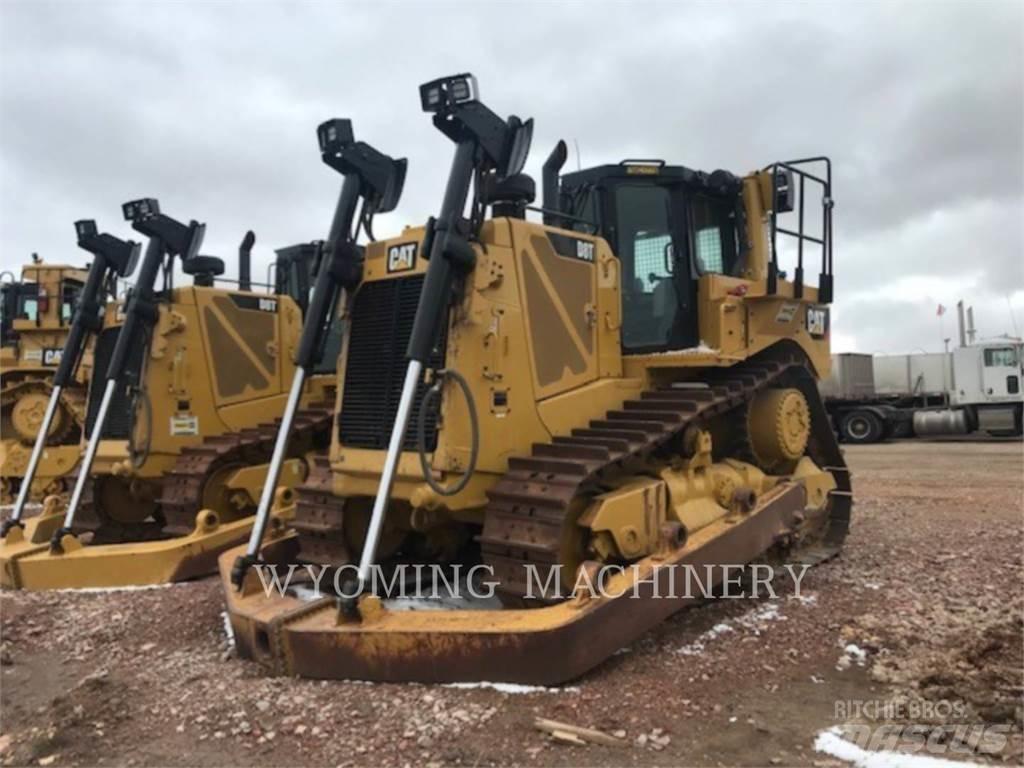 CAT D8T Buldožeri gusjeničari