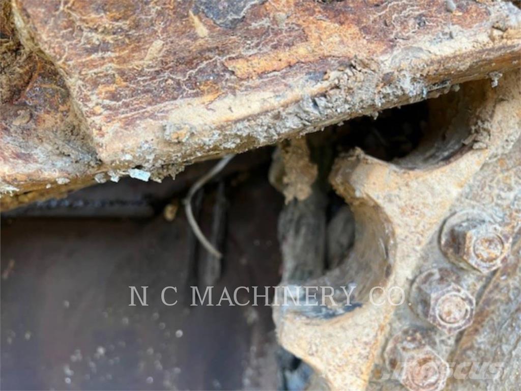 CAT D8T WH Kiper kamioni