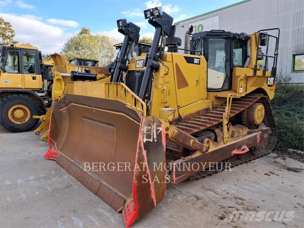 CAT D8T4F Buldožeri gusjeničari