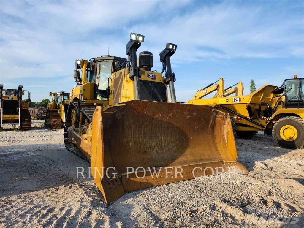CAT D8WINCH Buldožeri gusjeničari