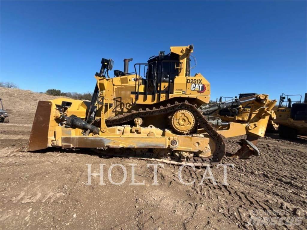 CAT D9 Buldožeri gusjeničari