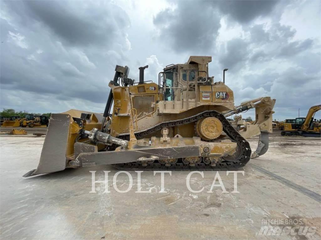 CAT D9 Buldožeri gusjeničari