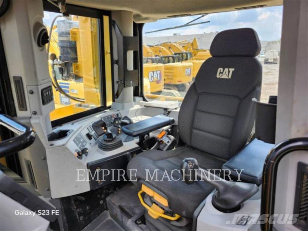 CAT D9-07A Buldožeri gusjeničari