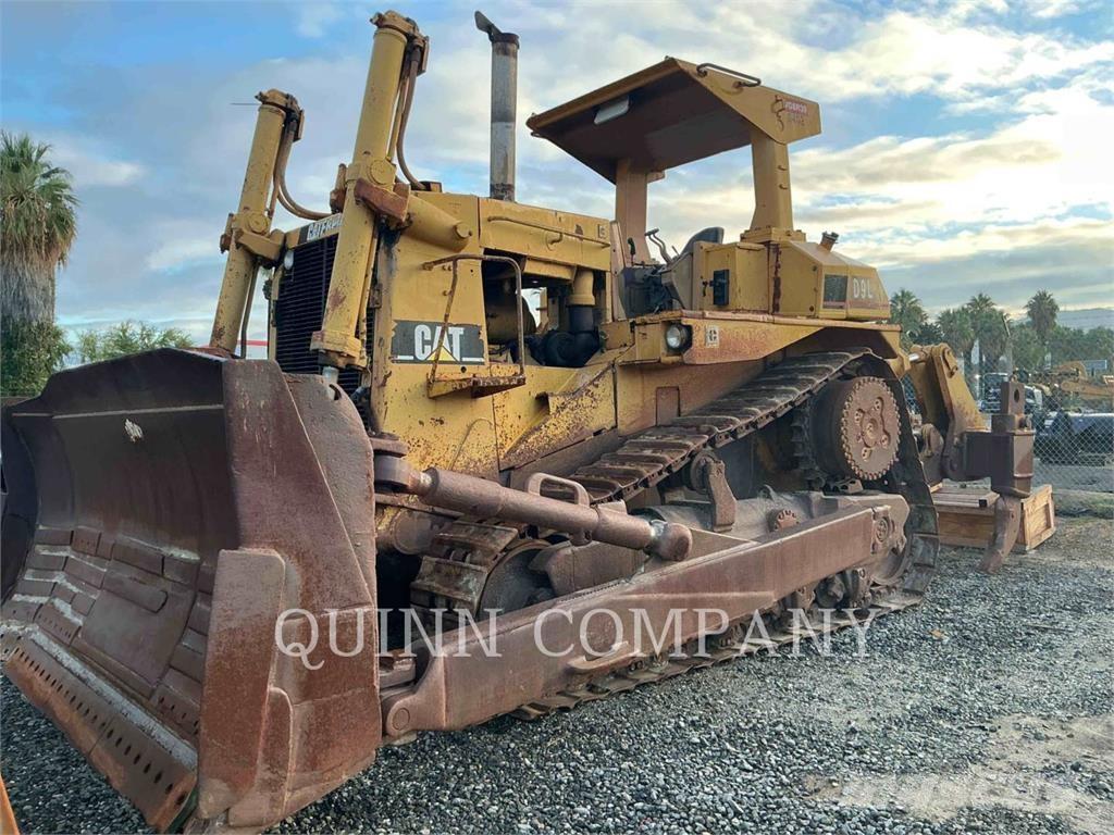 CAT D9L Buldožeri gusjeničari