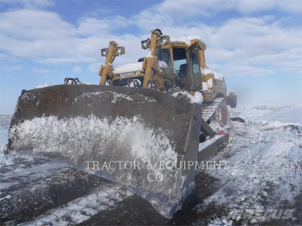 CAT D9N Buldožeri gusjeničari