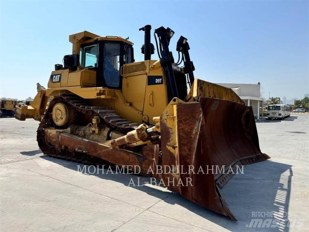 CAT D9T Buldožeri gusjeničari