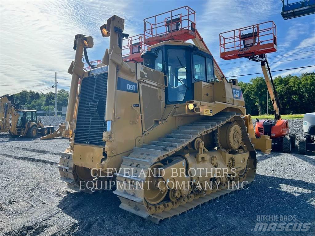 CAT D9T Buldožeri gusjeničari
