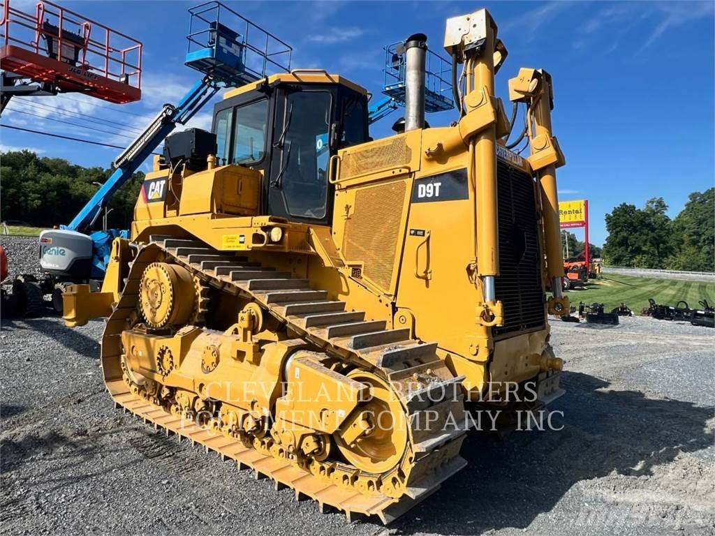 CAT D9T Buldožeri gusjeničari