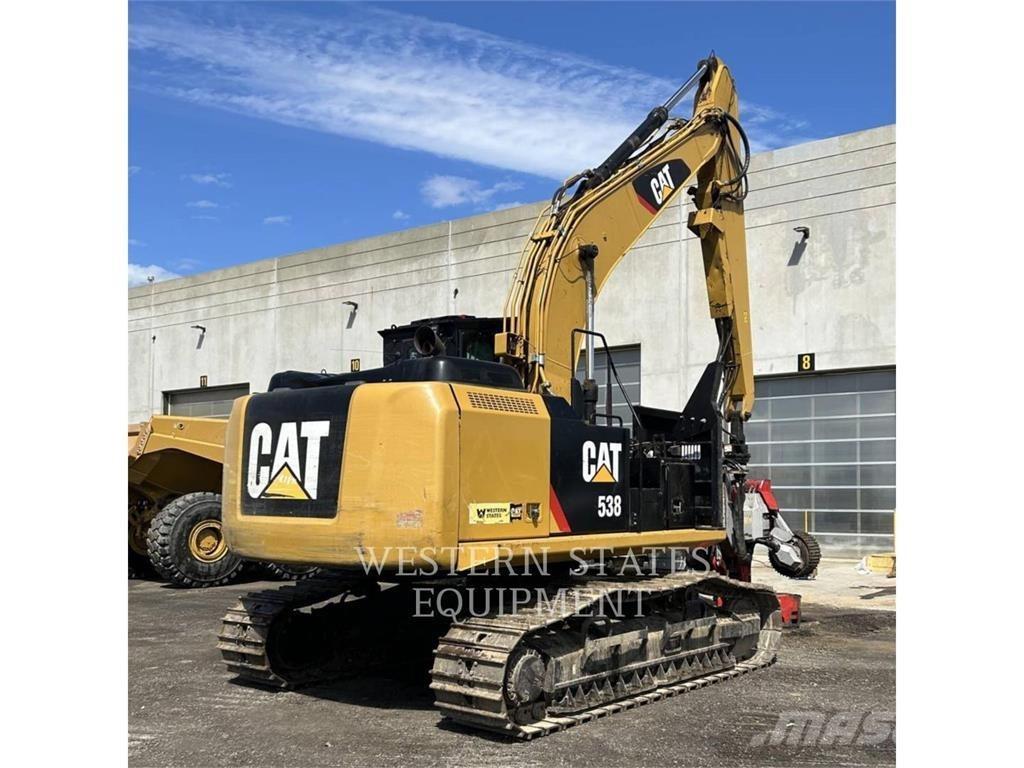 CAT FM538 Šumski traktori