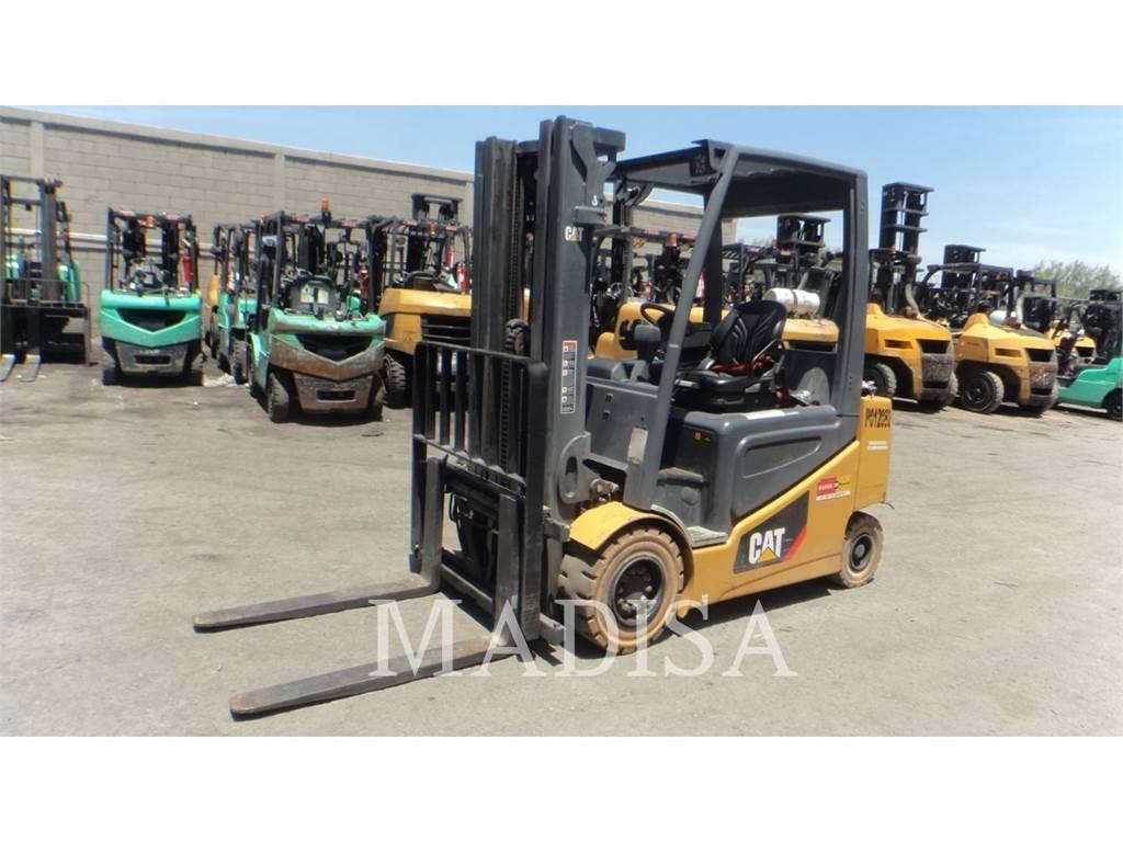 CAT LIFT TRUCKS 2EP6000 Električni viličari