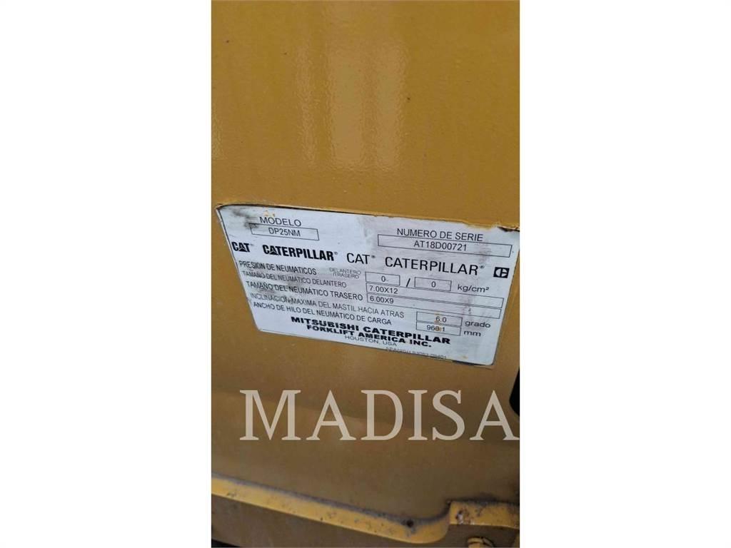CAT LIFT TRUCKS DP25NM5 Dizelski viličari