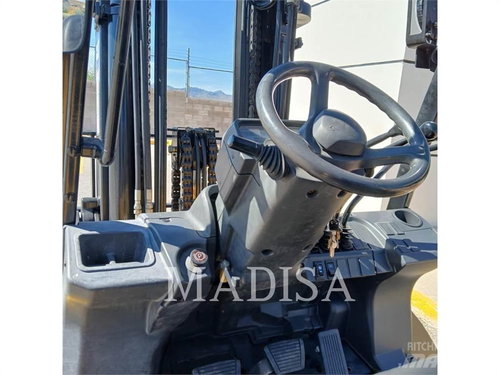 CAT LIFT TRUCKS DP50NM1 Dizelski viličari