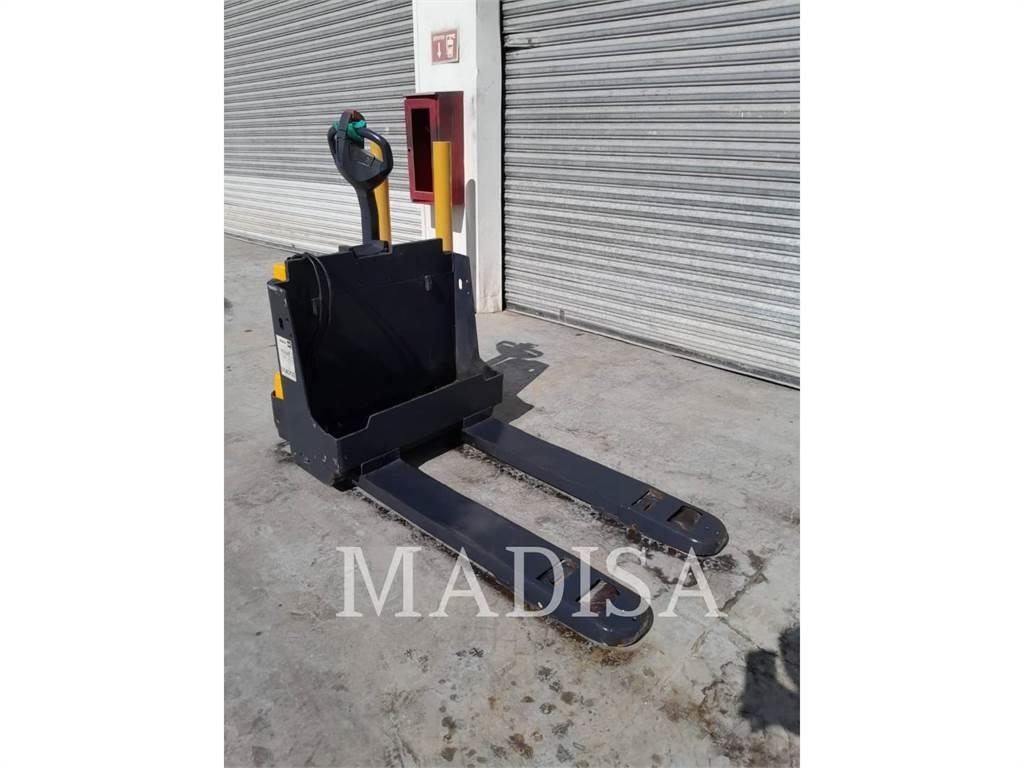 CAT LIFT TRUCKS EJE120E Golf vozila
