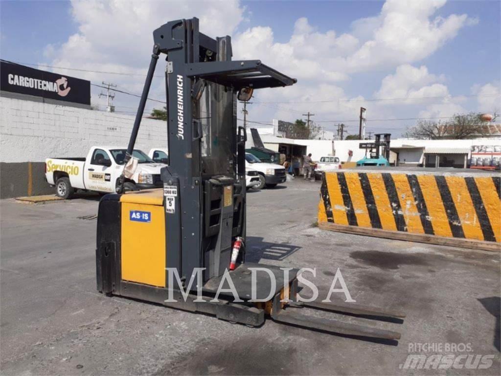 CAT LIFT TRUCKS EKS308 Električni viličari