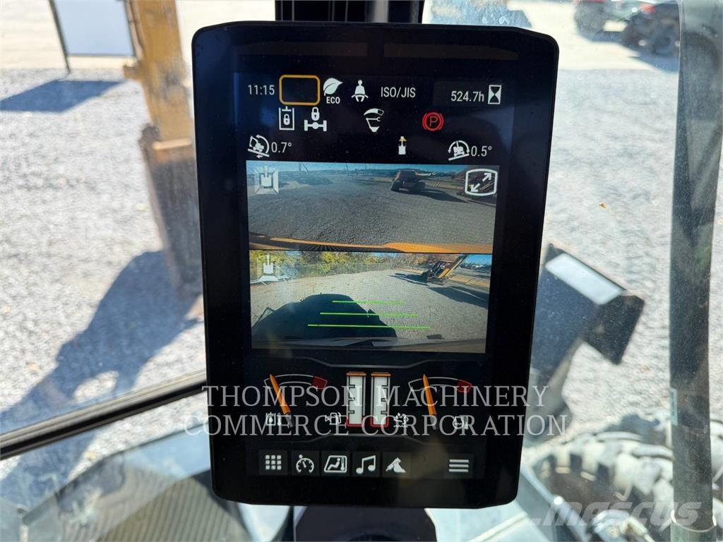 CAT M 318 Bageri na kotačima