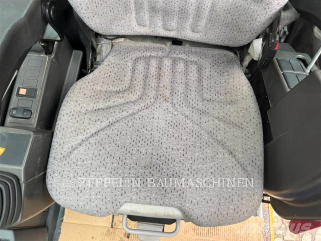 CAT M314F Bageri na kotačima