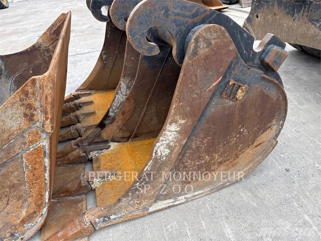 CAT M315F Bageri na kotačima