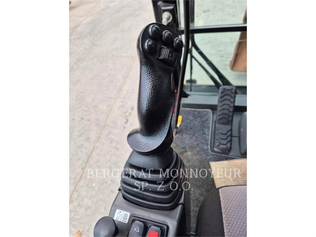 CAT M315F Bageri na kotačima