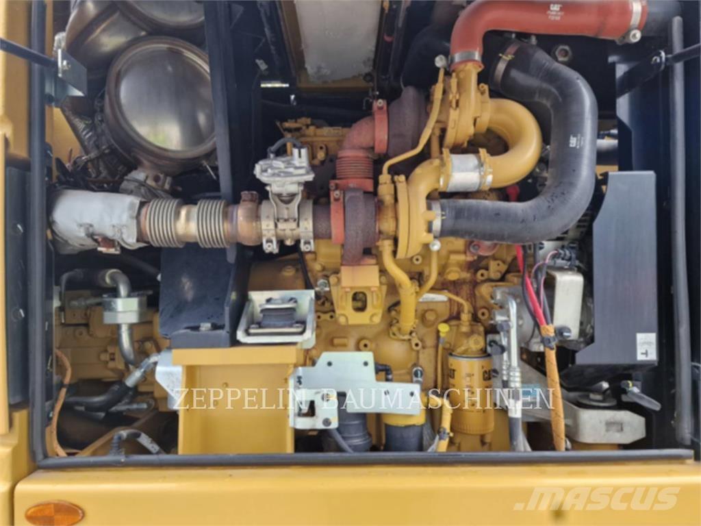 CAT M315F Bageri na kotačima