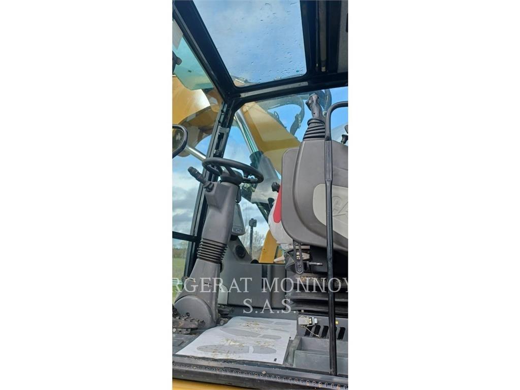 CAT M315F IVC Bageri na kotačima