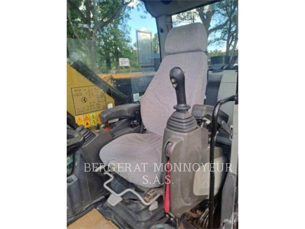 CAT M315F IVC Bageri na kotačima