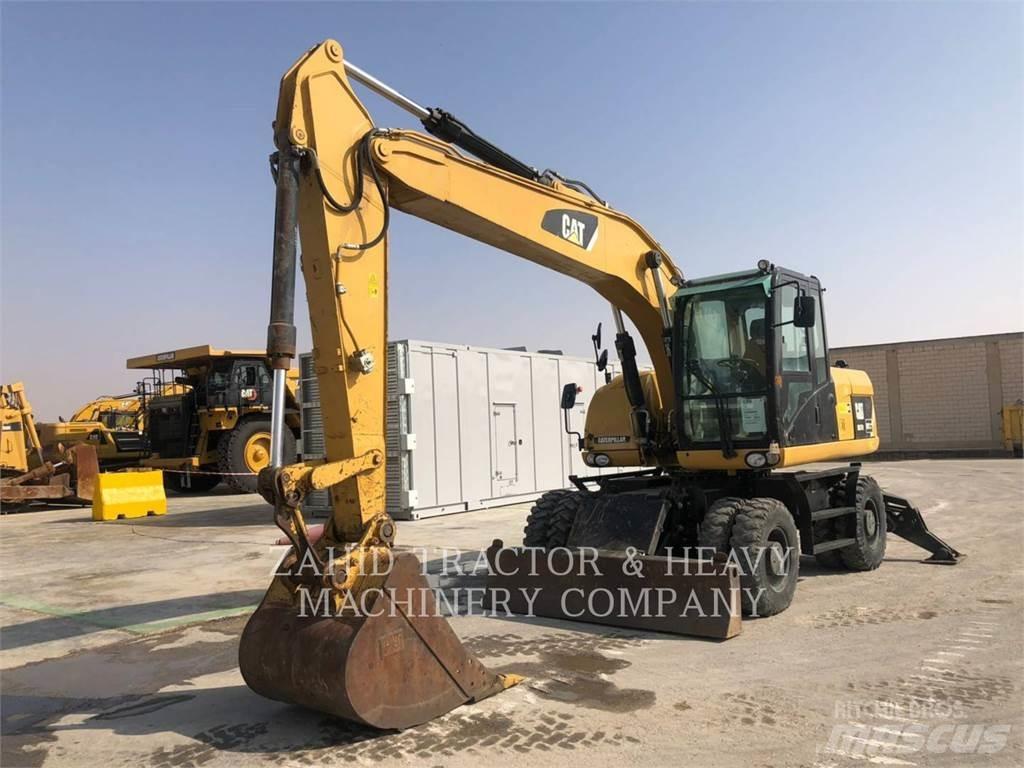 CAT M317D Bageri na kotačima