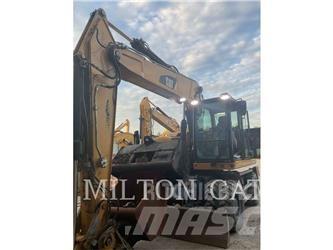 CAT M320F Bageri na kotačima