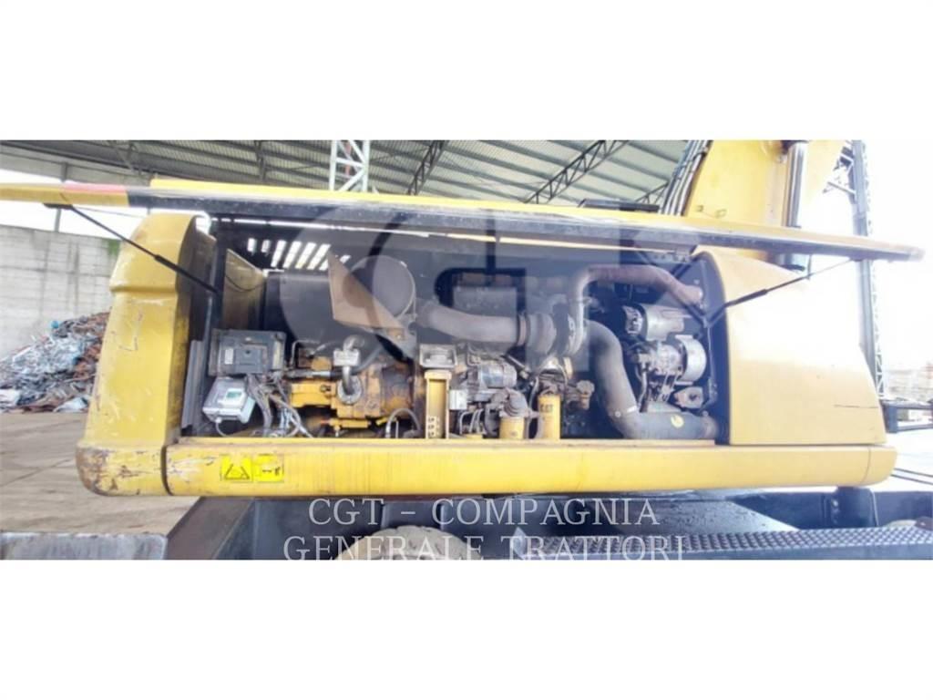 CAT M322D MH Bageri na kotačima