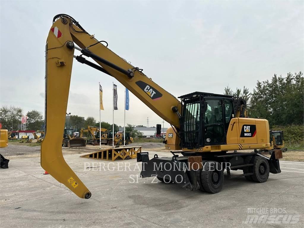 CAT MH3022 Bageri na kotačima