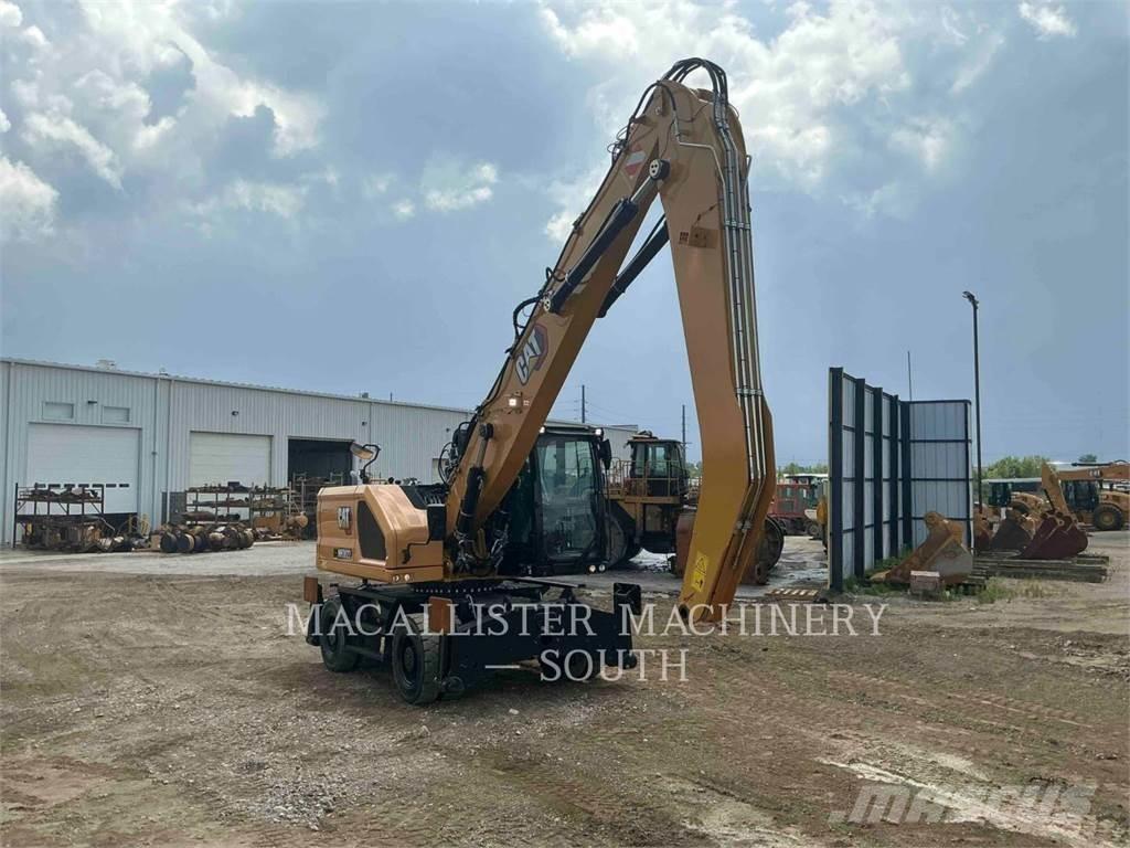 CAT MH3022 Bageri na kotačima