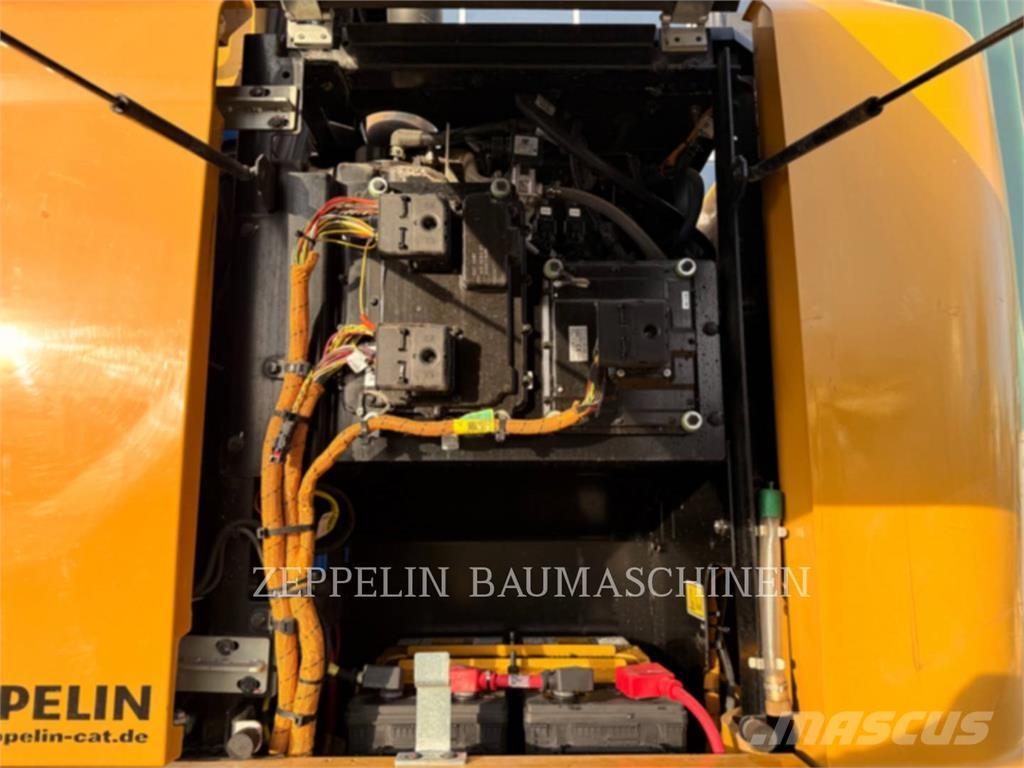 CAT MH3022-06C Bageri za rušenje