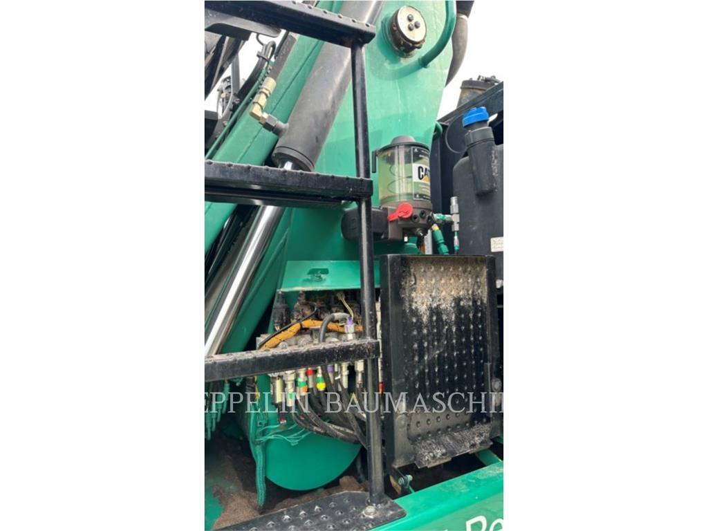 CAT MH3024-06C Bageri za rušenje