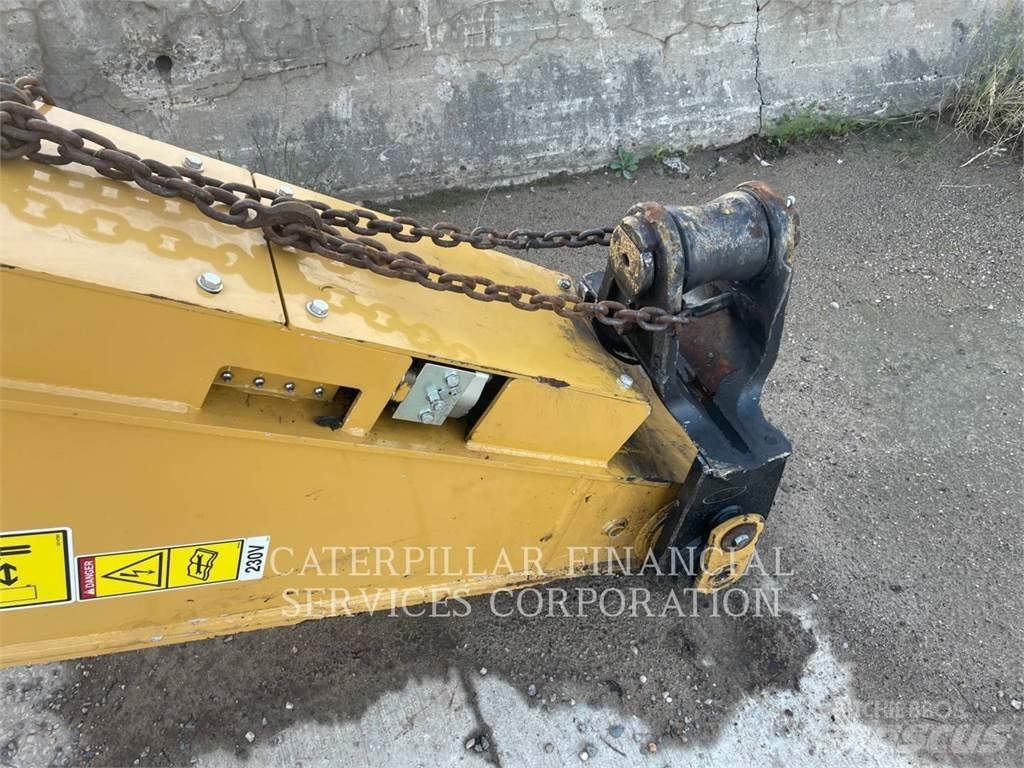 CAT MH3250 Bageri na kotačima