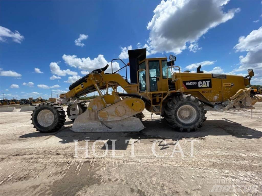 CAT RM300 Uređaji za recikliranje asfalta