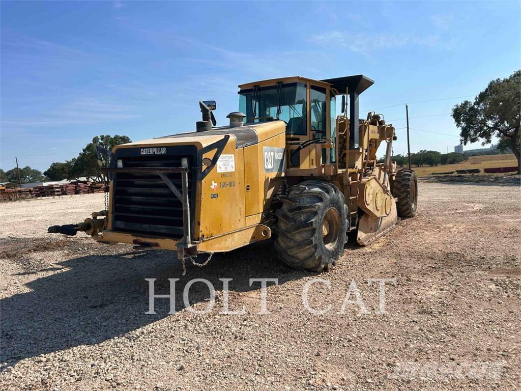 CAT RM300 Uređaji za recikliranje asfalta