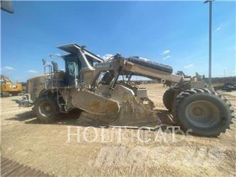 CAT RM400 Uređaji za recikliranje asfalta