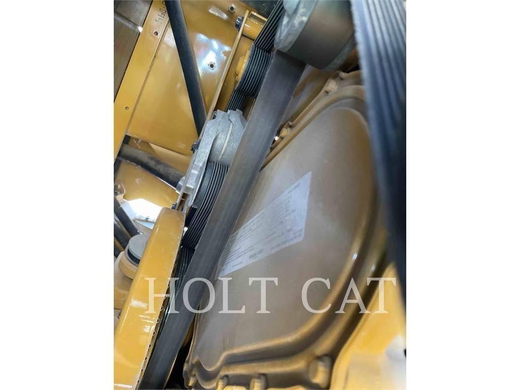 CAT RM400 CAB Uređaji za recikliranje asfalta