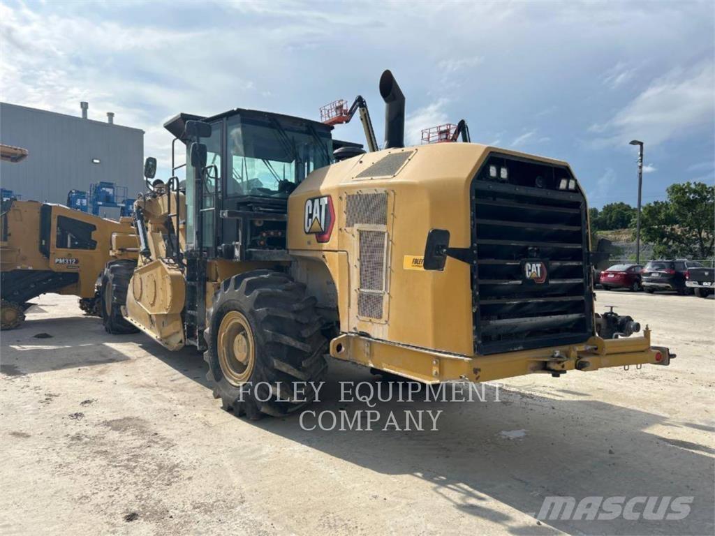 CAT RM500B Asfaltni finišeri