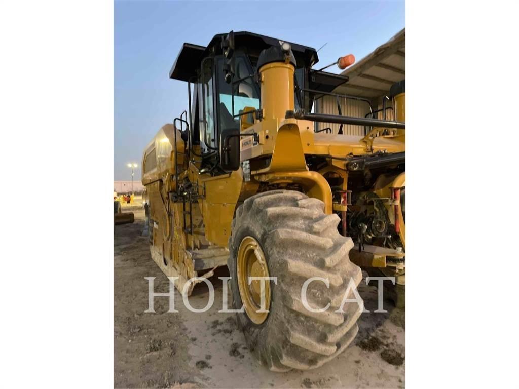 CAT RM800 Uređaji za recikliranje asfalta