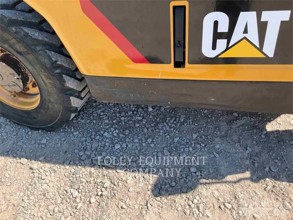 CAT TH255C Strugači