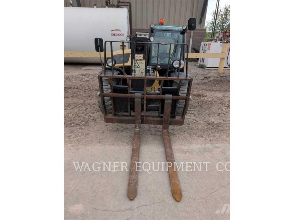 CAT TH255C Teleskopski viličari