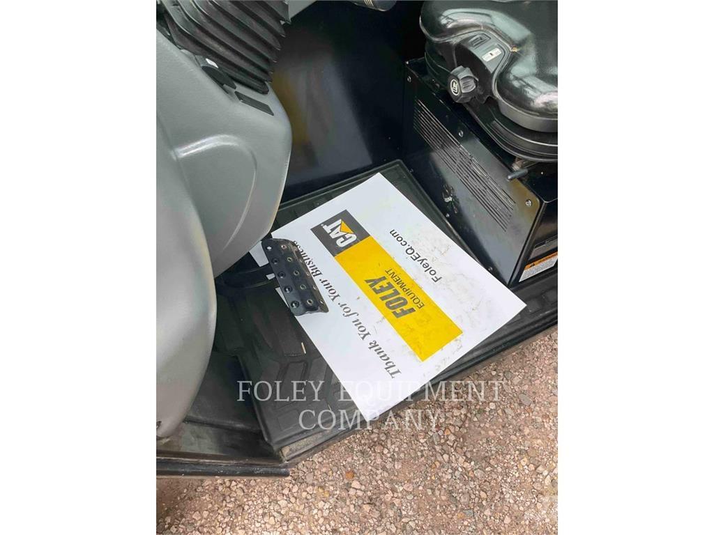 CAT TH255CC Teleskopski viličari