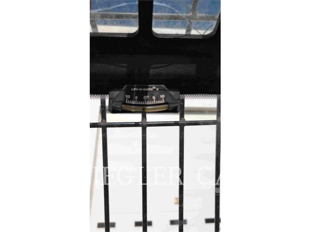 CAT TH360B Teleskopski viličari