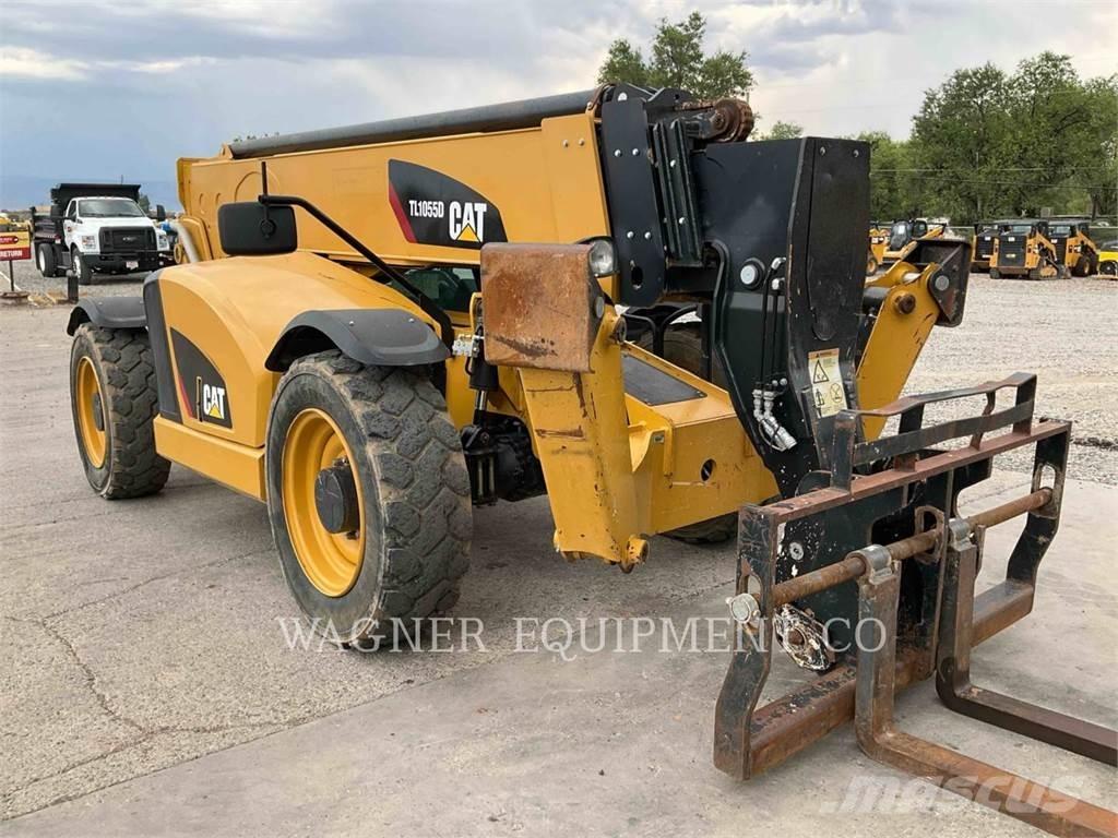 CAT TL1055D Teleskopski viličari