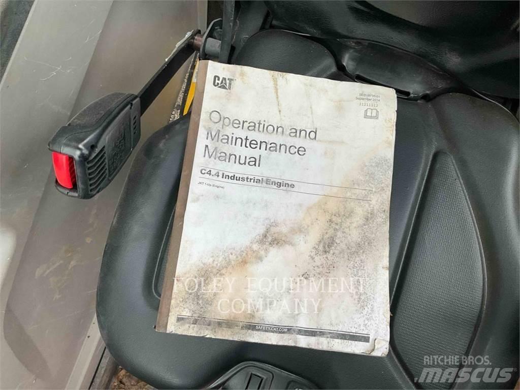 CAT TL1255D Teleskopski viličari