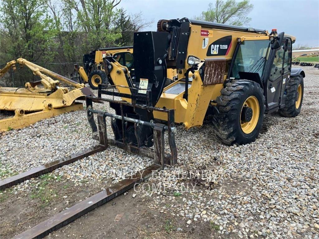 CAT TL1255DC Teleskopski viličari