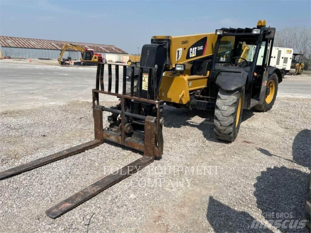 CAT TL642CO Teleskopski viličari