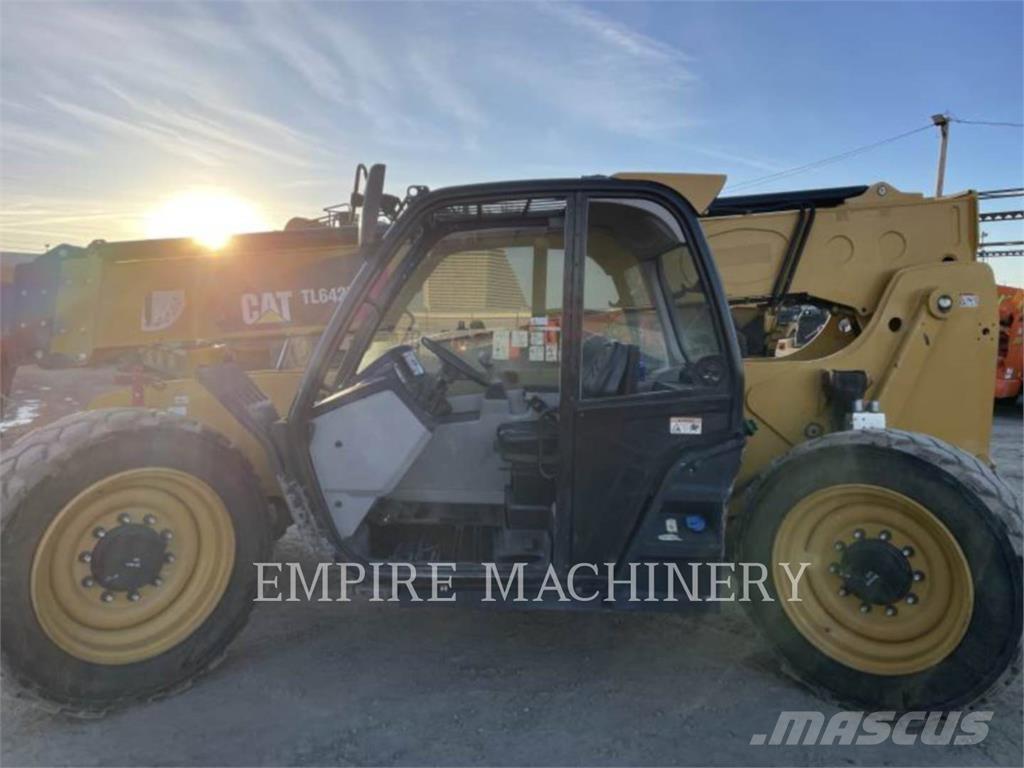 CAT TL642D Teleskopski viličari