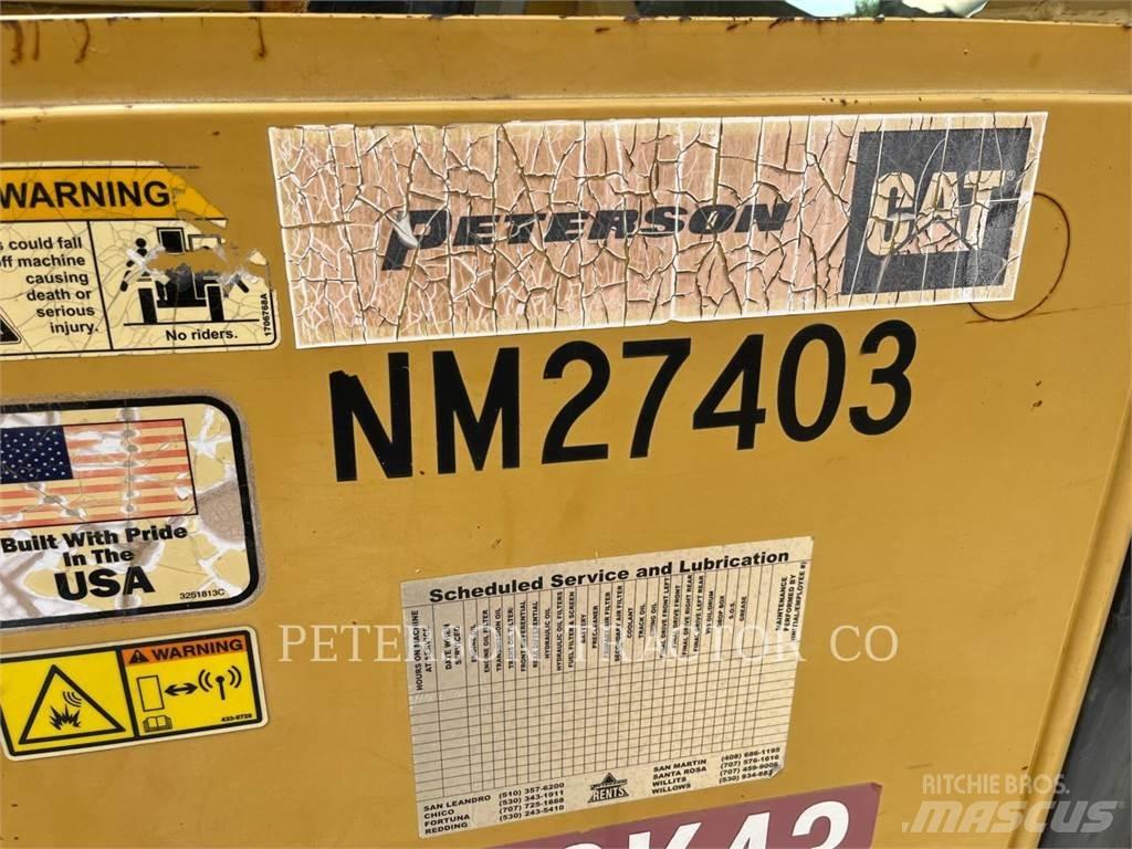 CAT TL943 Teleskopski viličari