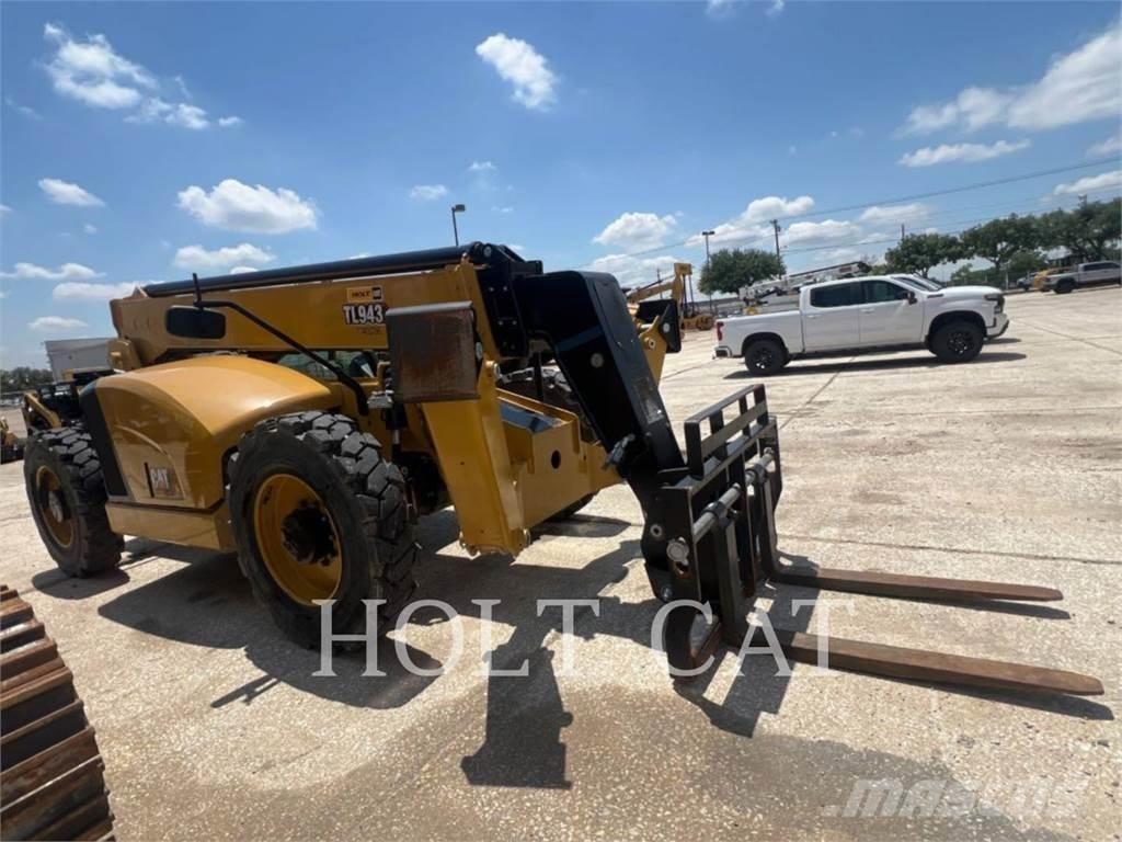 CAT TL943 Utovarivači na kotačima